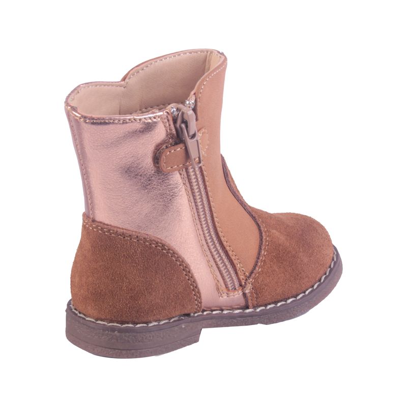 Bota-Bebe-Niña-Cafe-