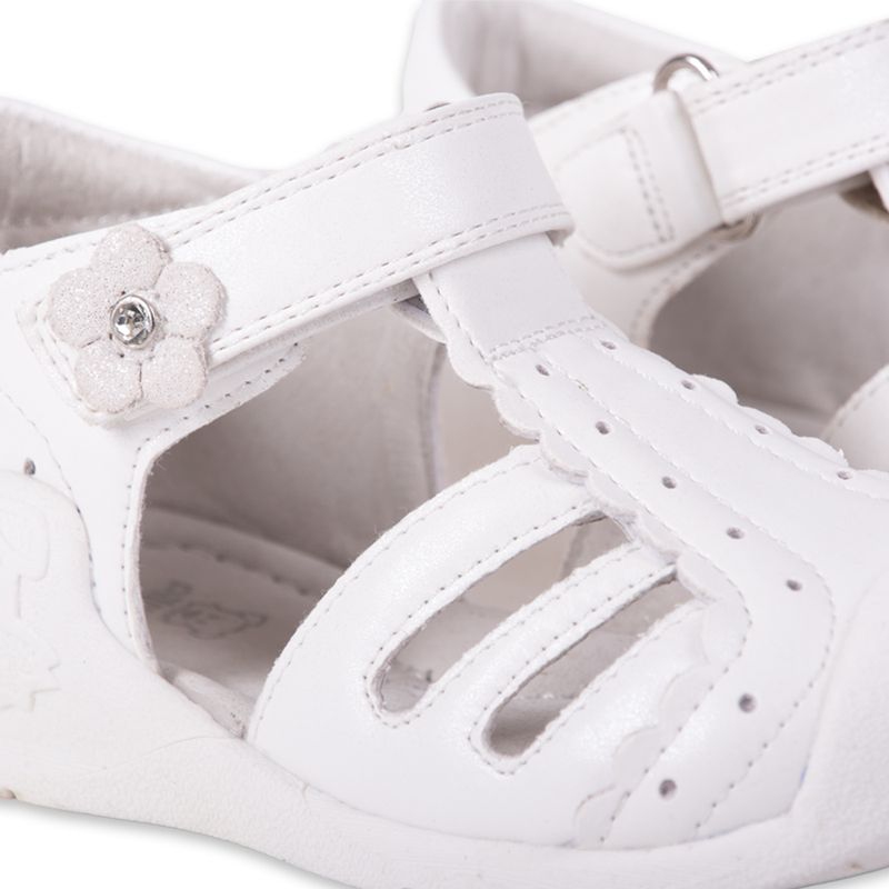 Sandalias-Pasos-Bebe-Niña-Blanco-Pillin