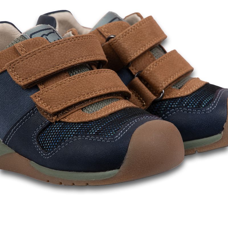 Zapato-Clasico-Bebe-Niño-Cafe-Pillin